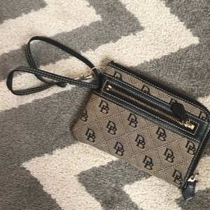 Dooney and Bourke wristlet